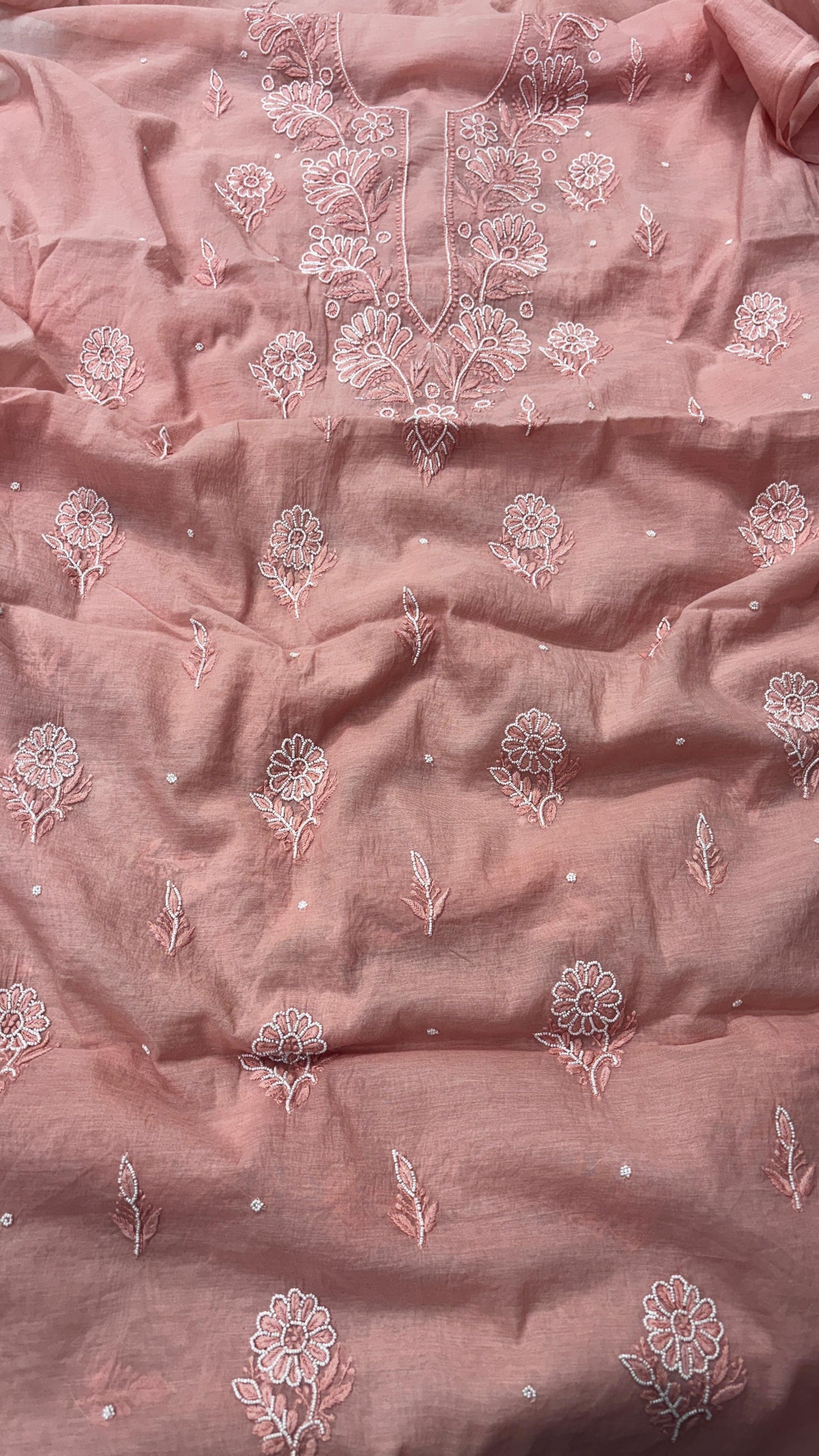 Light Mauve Mul Kurta & Dupatta Set – Adorned with Pearl & Cutdana Work