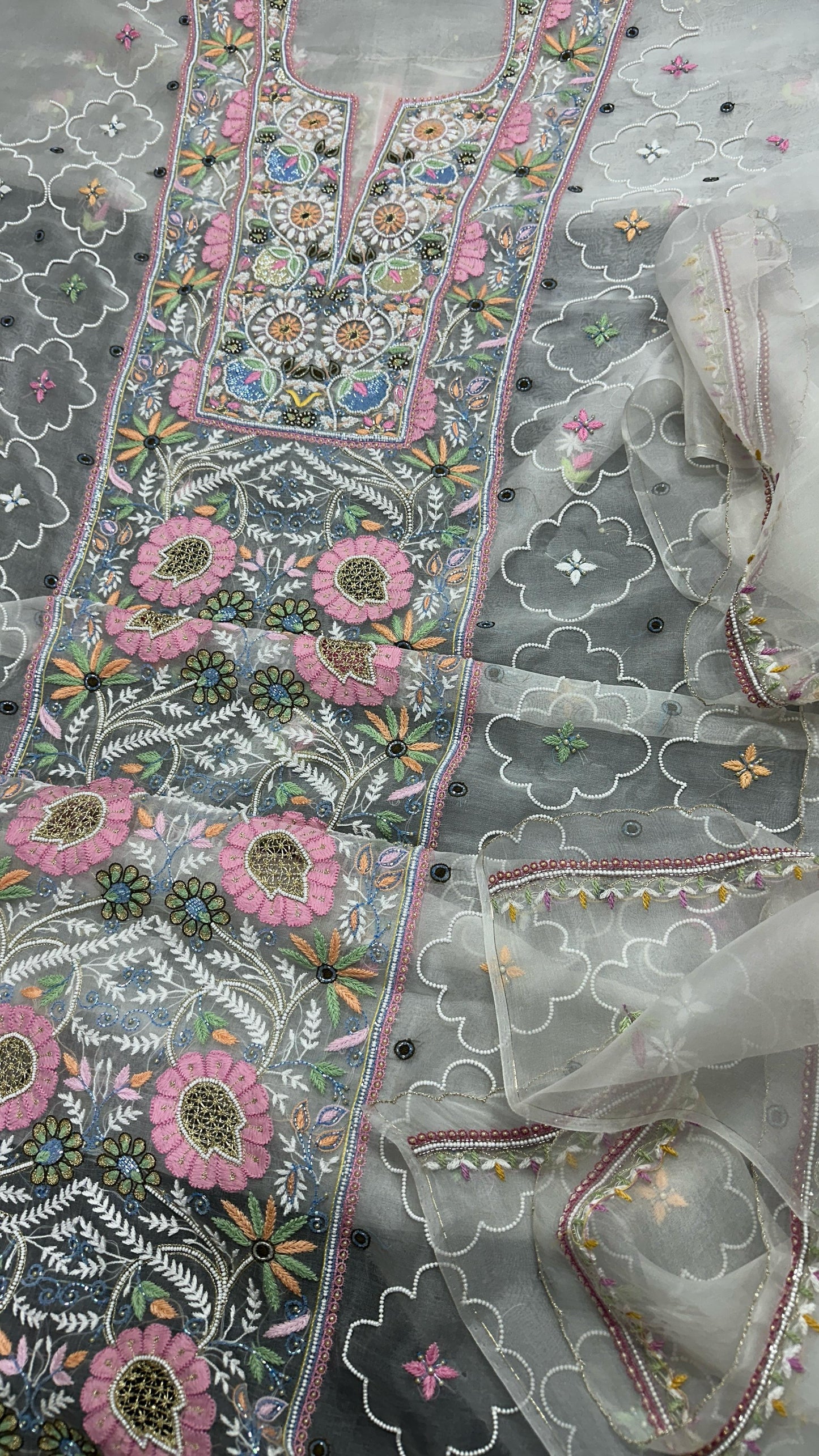 Exquisite Pure Organza Silk Shirt & Dupatta Set – A Masterpiece of Artistry