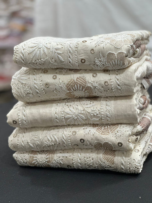 Ivory Moonlight Pure Desi Moonga Silk Saree – Embracing Heritage, Redefining Luxury