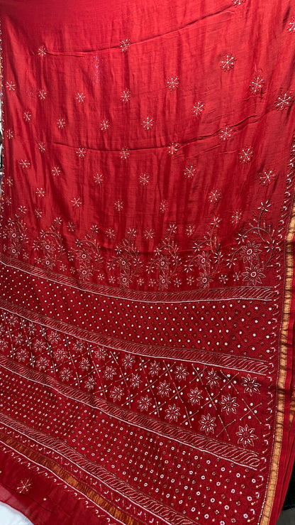 Crimson Couture – Pure Chanderi Silk Saree with Lucknowi Chikankari & Exquisite Detailing