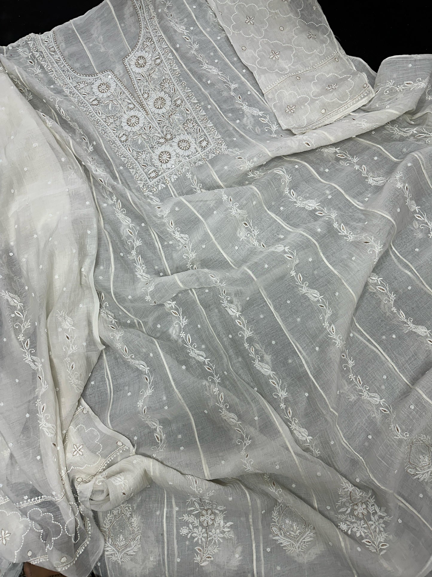 Luxurious Mul Chanderi Semi-Stitched Anarkali Dupatta Set – A Timeless Masterpiece!