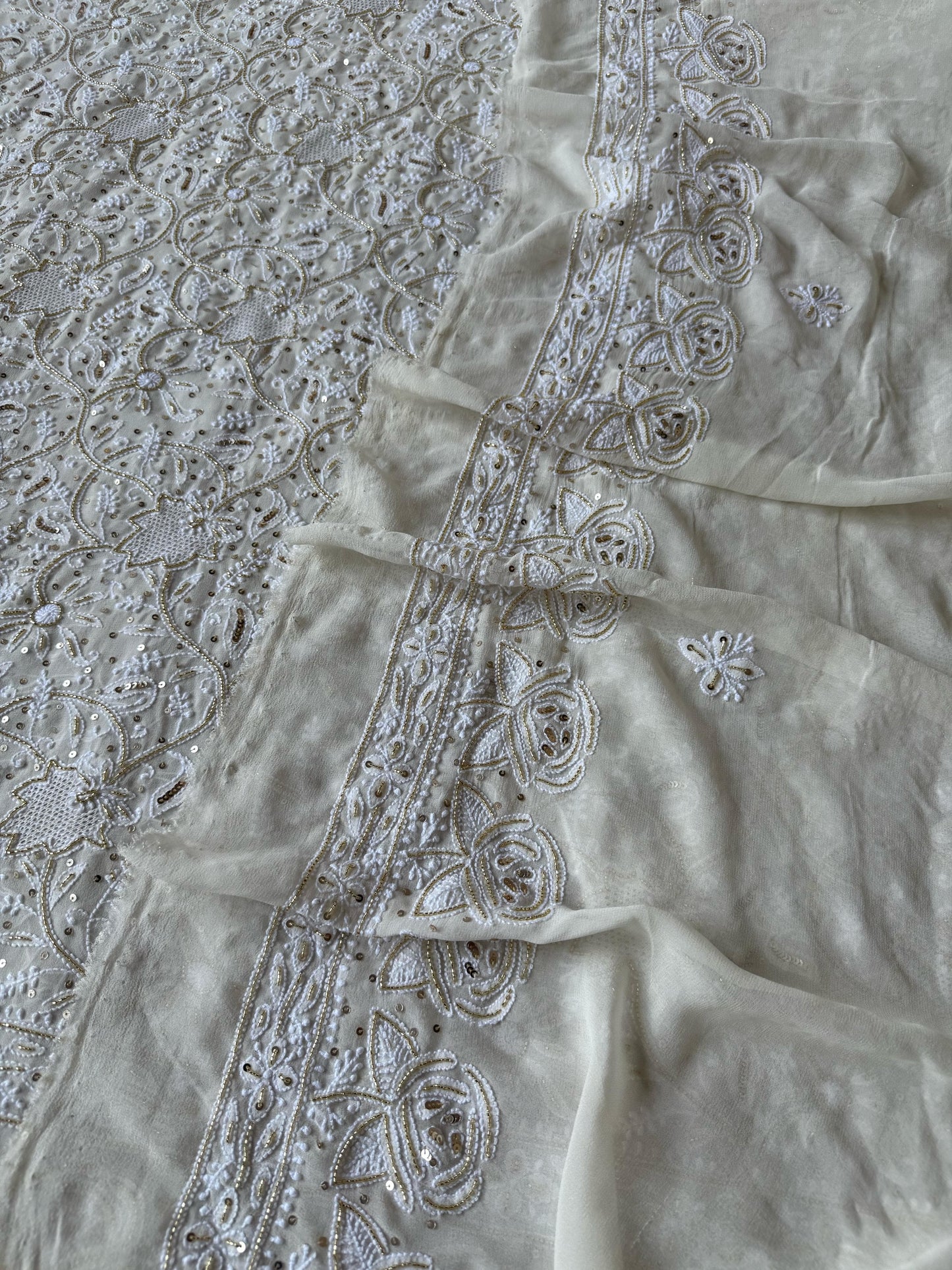 Imperial Charm – A Heritage-Inspired Pure Georgette Kurta & Dupatta Set with Gilded Cutdana & Heavy Designer Rose Motifs