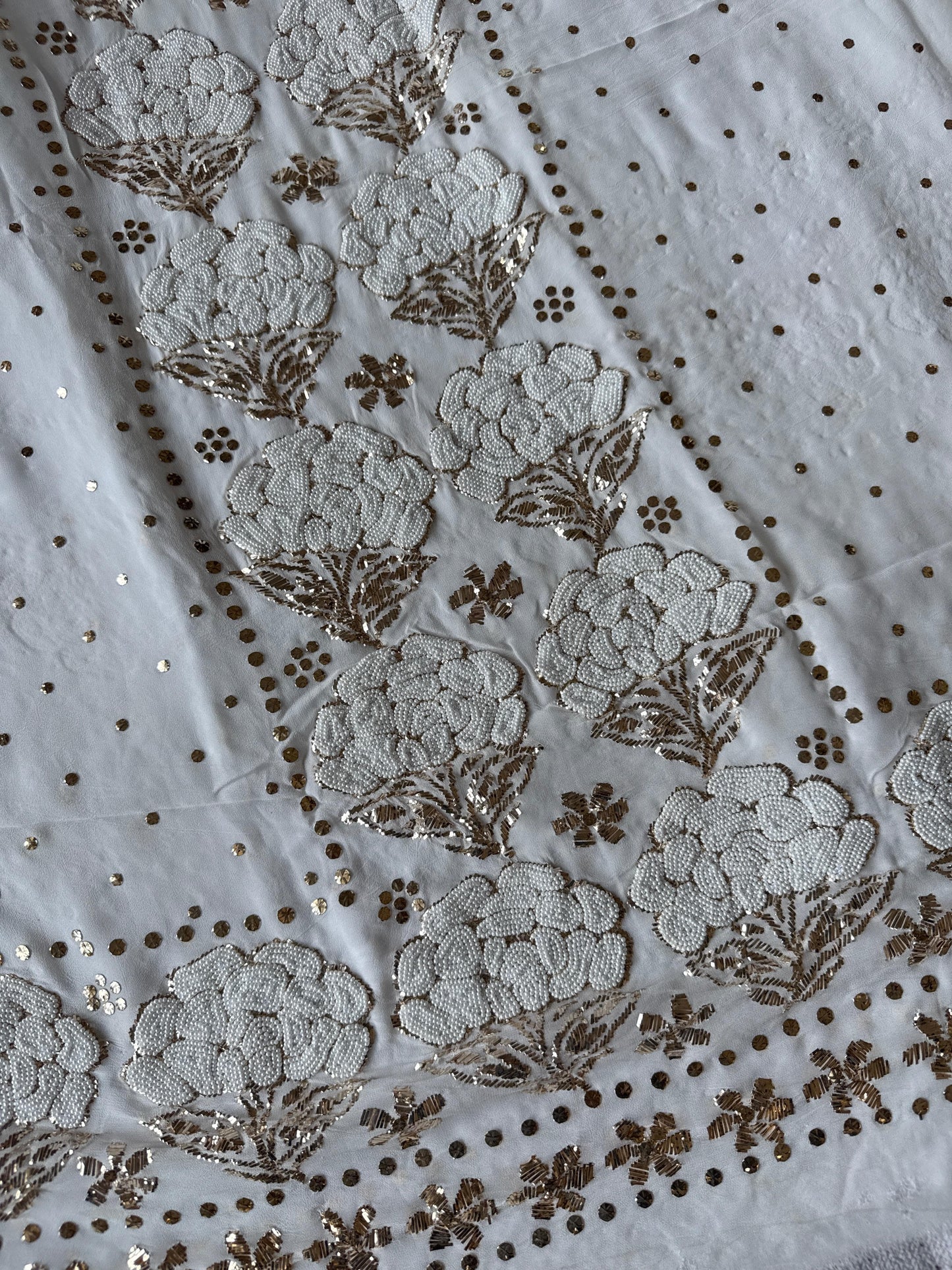 Rose-Etched Chikankari Kurta Dupatta – Ornate Mukaish Pitta with Pearl Accents